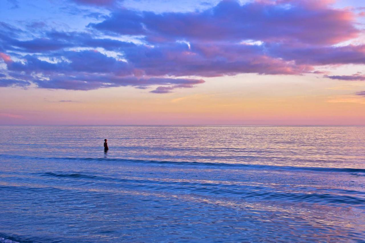 Anna Maria Island Beach Waves Bradenton Beach Esterno foto