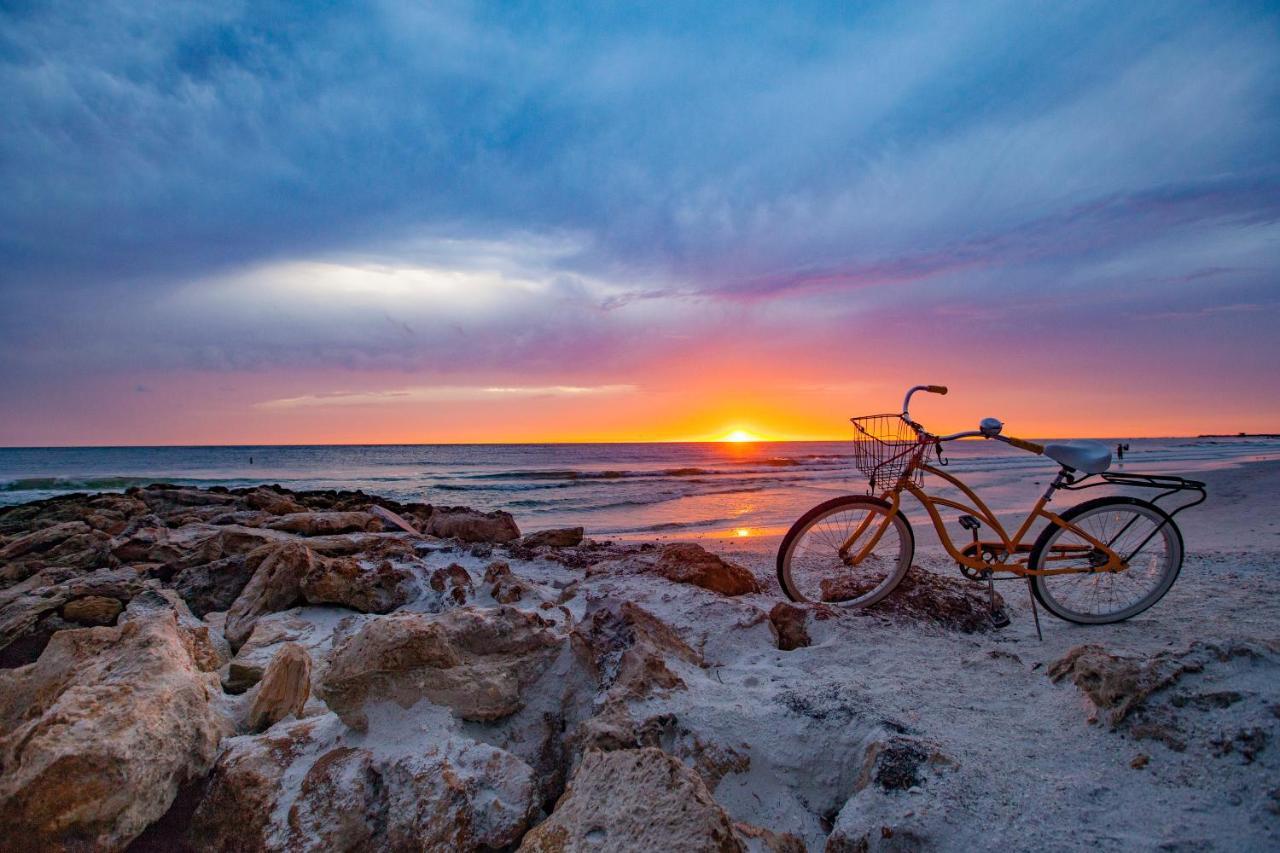 Anna Maria Island Beach Waves Bradenton Beach Esterno foto